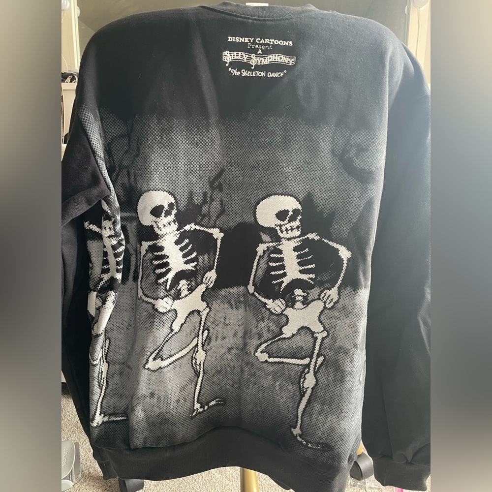 Disney Skelton Dance Crewneck size L